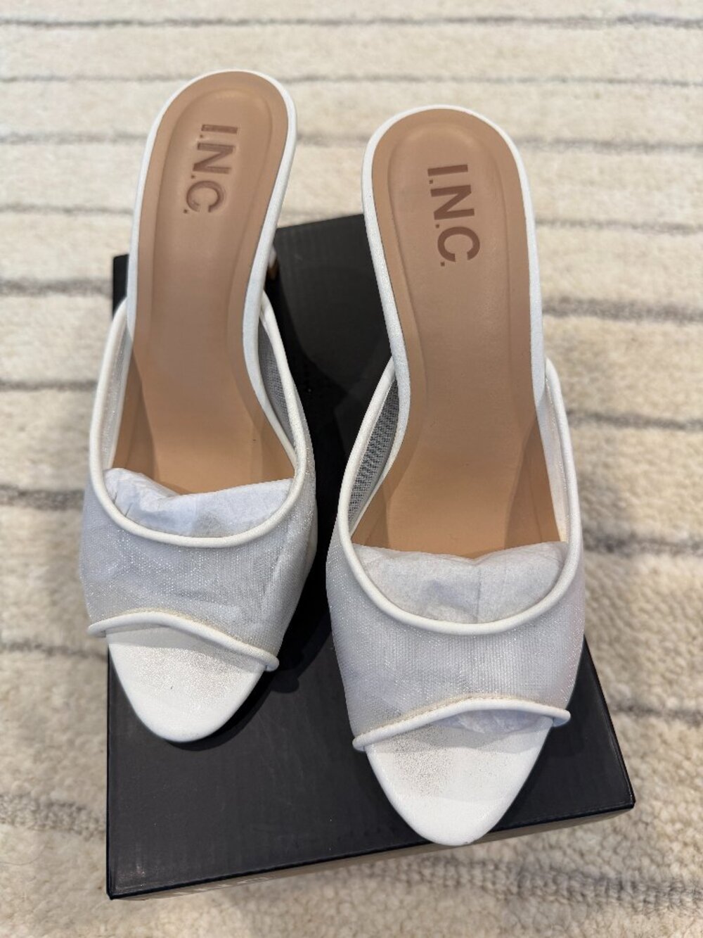 INC INTERNATIONAL CONCEPTS - White Heels